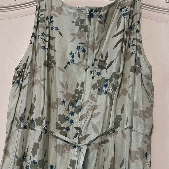 Kathy Lee Collection Floral Dress - Picture 3 of 7